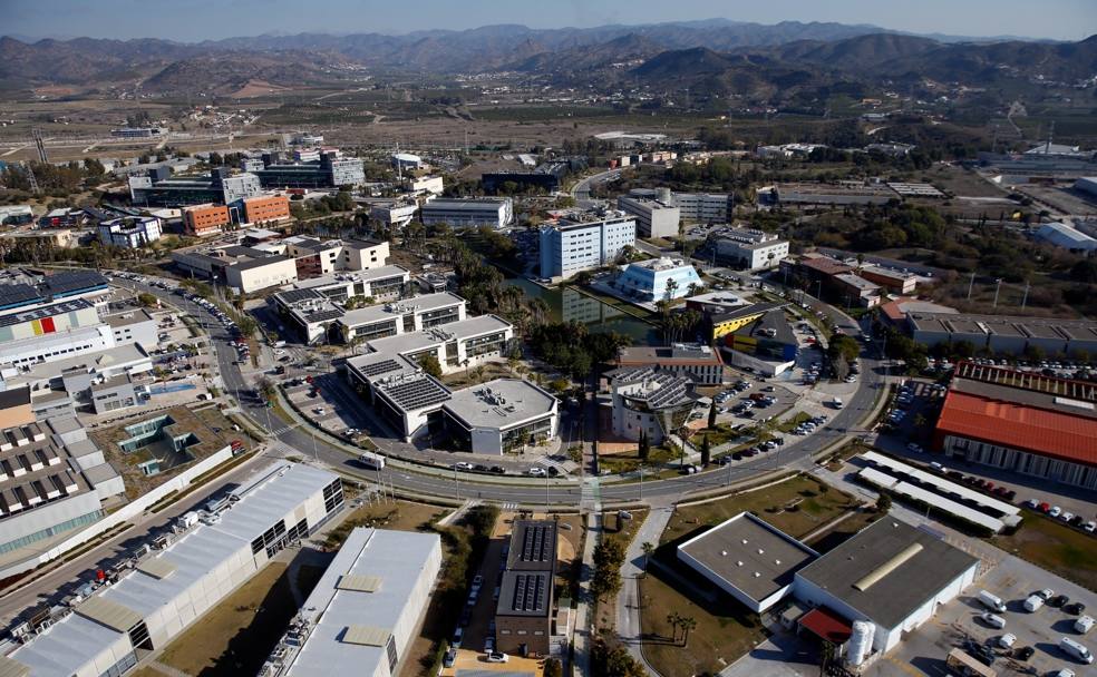 9 December 1992 Andalucía Technology Park is officially opened Sur